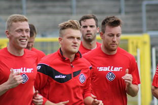 星空·综合体育-英超比赛中防守动作的生物力学分析及训练改进，英超最佳防守